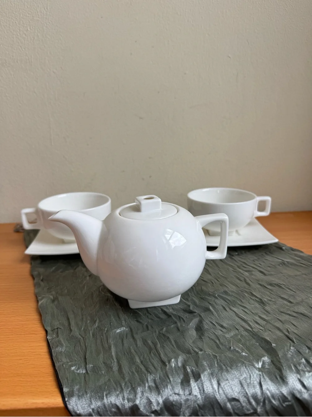 Tea Forte Individual Solstice Set Teapot Cups